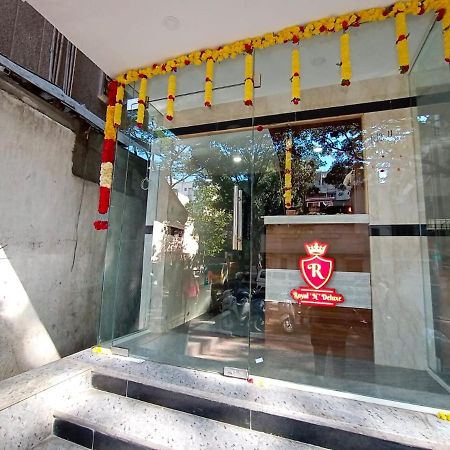 Royal N Deluxe Hotell Bangalore Exteriör bild